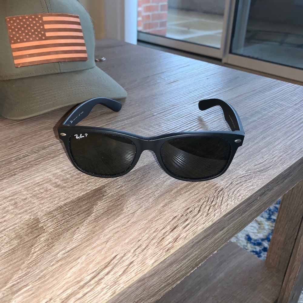 RayBan Wayfarer Sunglasses (Polarized)